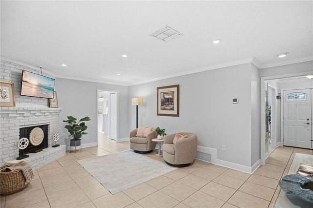 557 KAREN AVENUE, Altamonte Springs, FL 32701