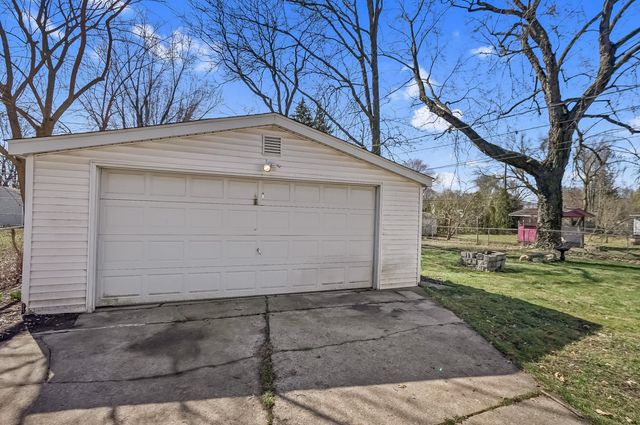 3840 Bart Avenue, Warren, MI 48091