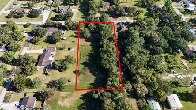 00 1st Street, Santa Fe, TX 77517