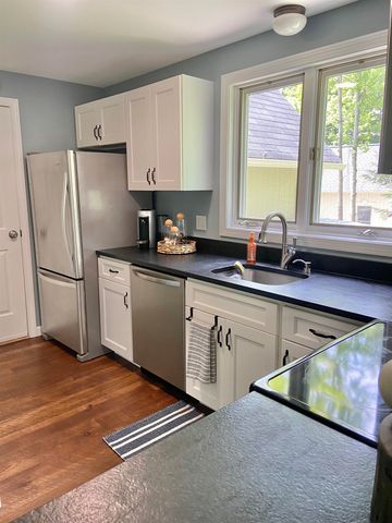 40 Hampton Court, Laconia, NH 03246