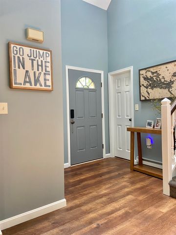40 Hampton Court, Laconia, NH 03246