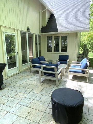 40 Hampton Court, Laconia, NH 03246