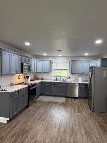 2721 Liliedahl, Leesville, LA 71446