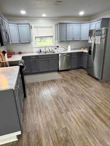 2721 Liliedahl, Leesville, LA 71446