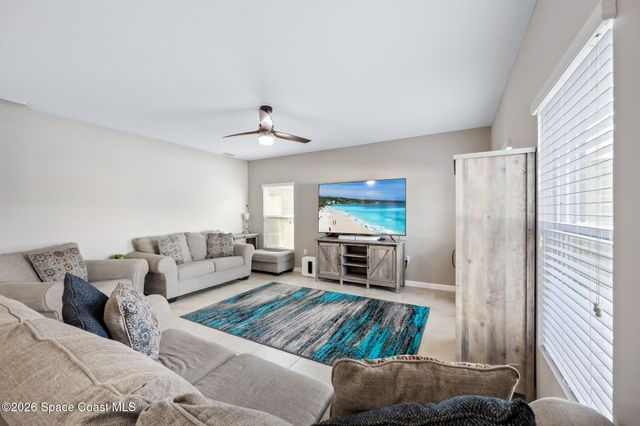 2347 Snapdragon Drive NW, Palm Bay, FL 32907