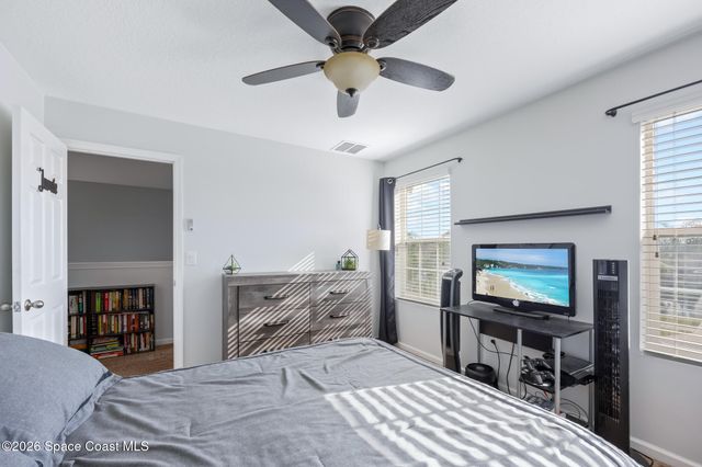 2347 Snapdragon Drive NW, Palm Bay, FL 32907