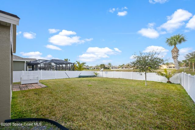 2347 Snapdragon Drive NW, Palm Bay, FL 32907
