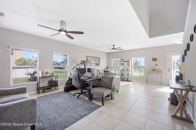 2347 Snapdragon Drive NW, Palm Bay, FL 32907