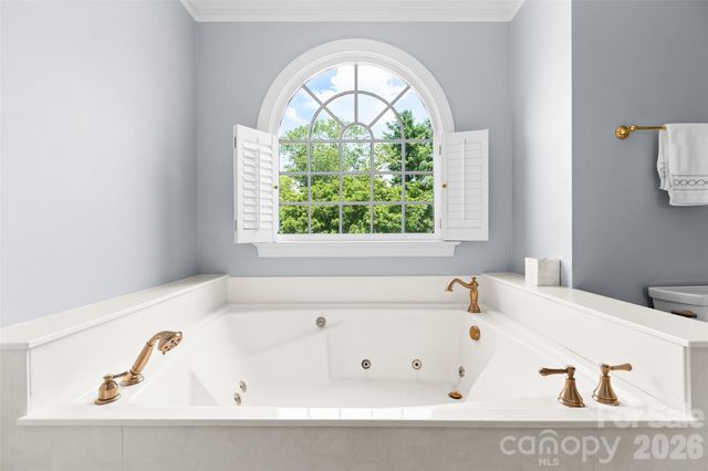 217 Riverwood Drive, Lewisville, NC 27023