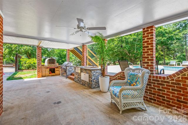 217 Riverwood Drive, Lewisville, NC 27023