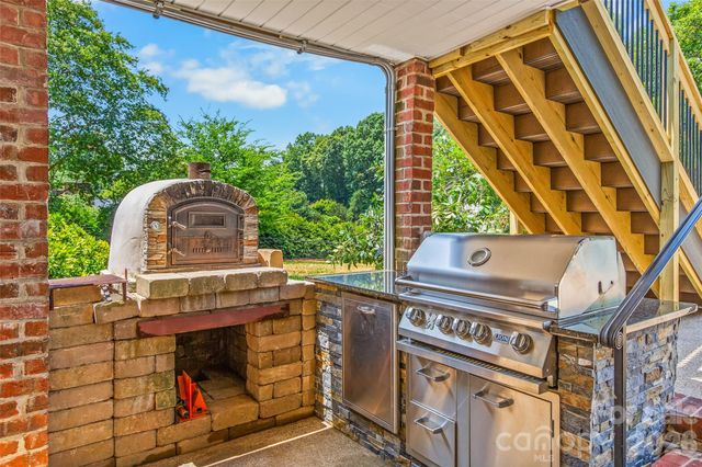 217 Riverwood Drive, Lewisville, NC 27023