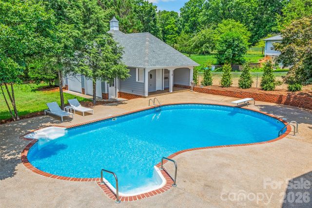 217 Riverwood Drive, Lewisville, NC 27023