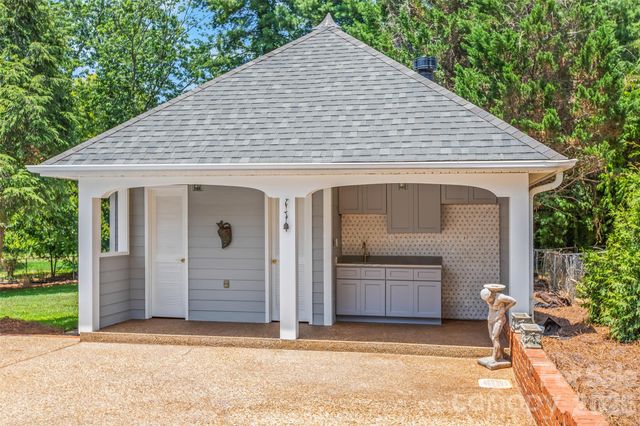 217 Riverwood Drive, Lewisville, NC 27023