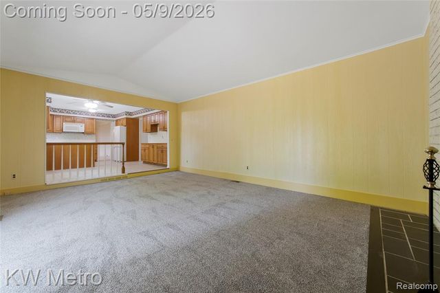 477 Coldiron Drive, Rochester Hills, MI 48307