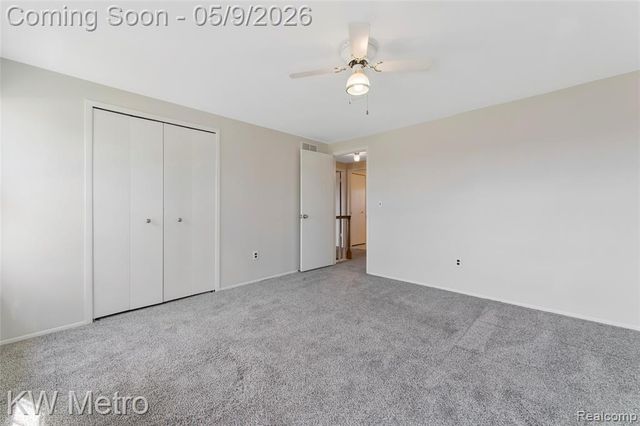 477 Coldiron Drive, Rochester Hills, MI 48307