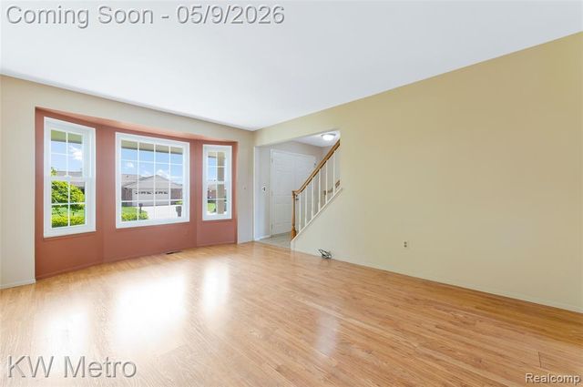 477 Coldiron Drive, Rochester Hills, MI 48307