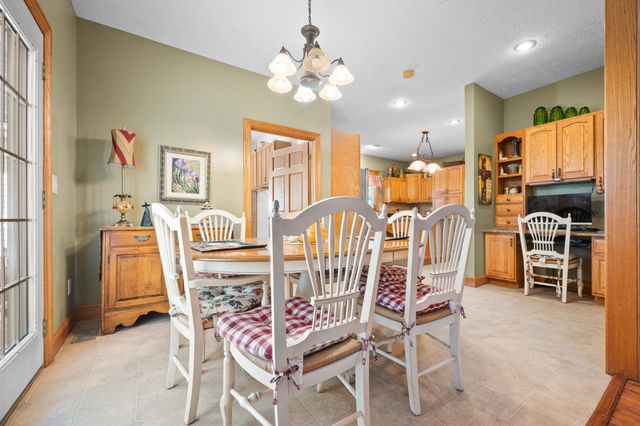 3791 S 125th Road, Bolivar, MO 65613