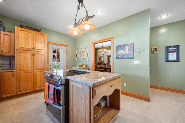 3791 S 125th Road, Bolivar, MO 65613