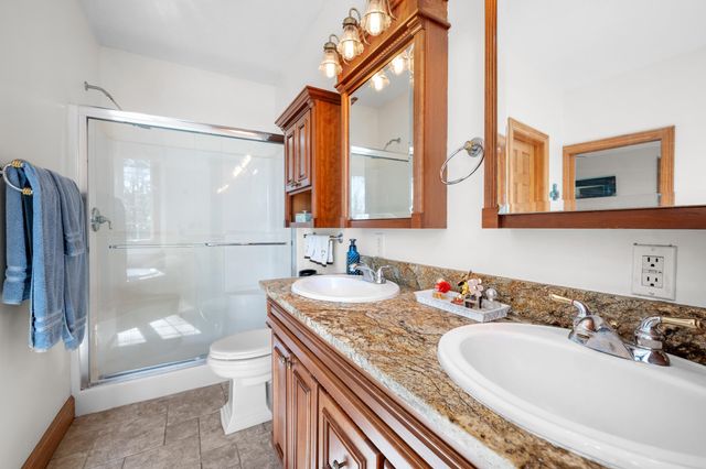 3791 S 125th Road, Bolivar, MO 65613