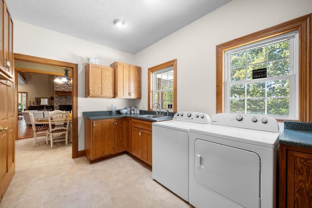 3791 S 125th Road, Bolivar, MO 65613