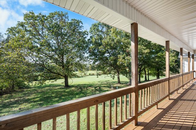 3791 S 125th Road, Bolivar, MO 65613