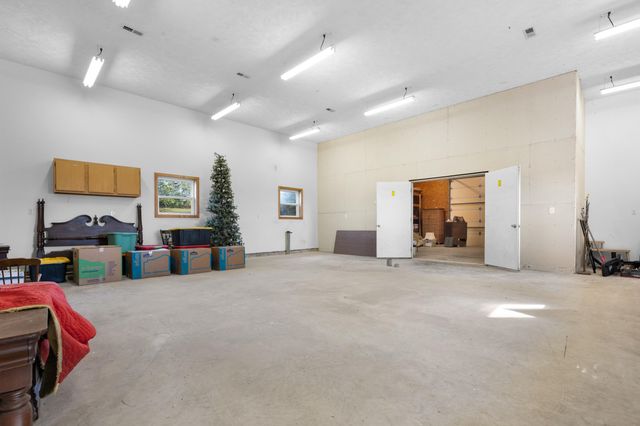 3791 S 125th Road, Bolivar, MO 65613