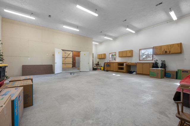 3791 S 125th Road, Bolivar, MO 65613