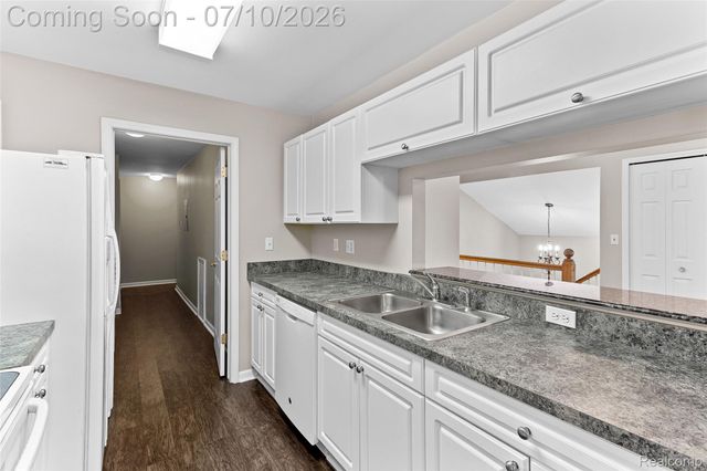 3553 Oakmonte Boulevard, Oakland Charter Township, MI 48306