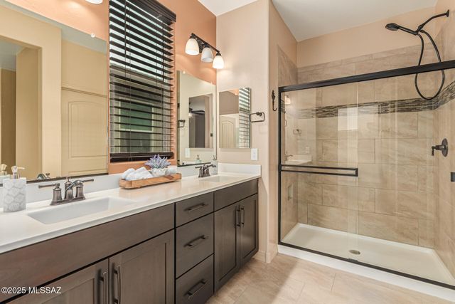 10317 S Wheel Spoke Lane, Vail, AZ 85641