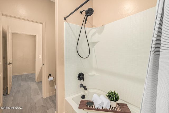 10317 S Wheel Spoke Lane, Vail, AZ 85641