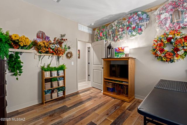 10317 S Wheel Spoke Lane, Vail, AZ 85641