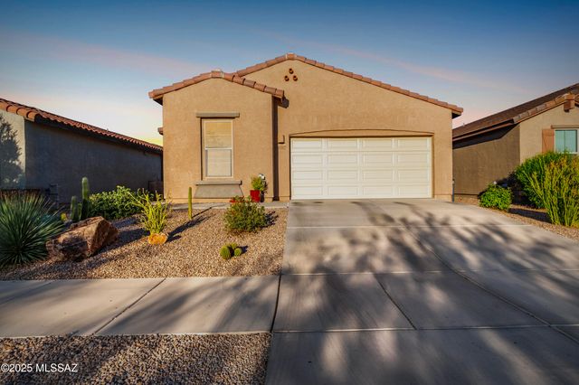 10317 S Wheel Spoke Lane, Vail, AZ 85641