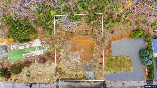 150 2nd St, Detroit, OR 97342