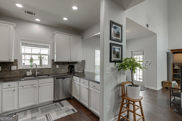 3680 Lake Pass Lane, Suwanee, GA 30024
