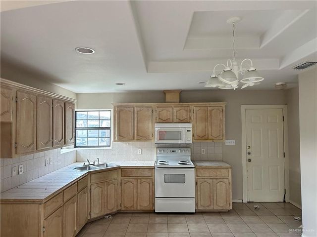 3818 W Faith Hill Street 3, Edinburg, TX 78541