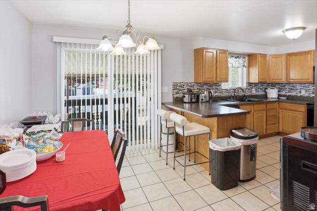 4697 S 2025 W, Roy, UT 84067