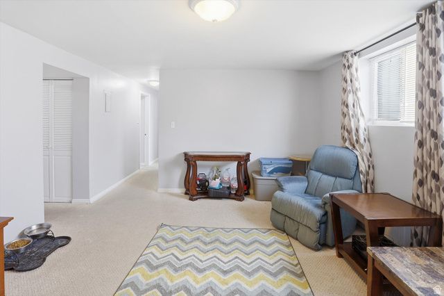 4697 S 2025 W, Roy, UT 84067