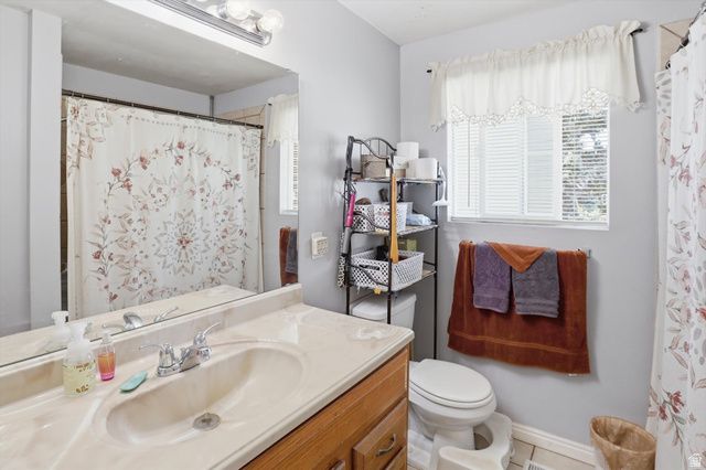 4697 S 2025 W, Roy, UT 84067