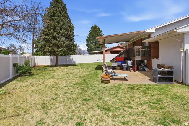 4697 S 2025 W, Roy, UT 84067