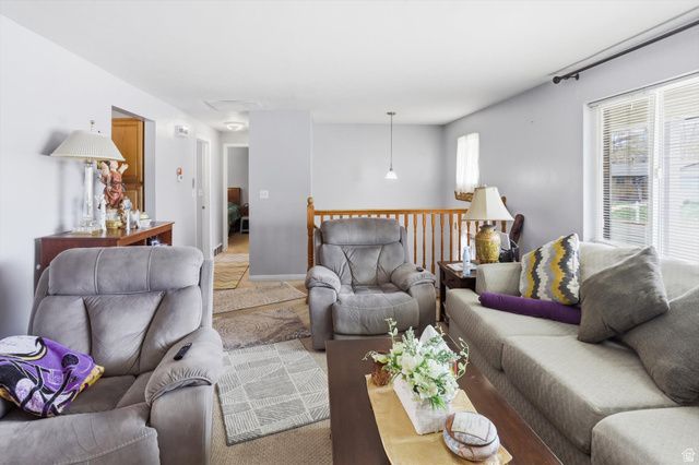4697 S 2025 W, Roy, UT 84067