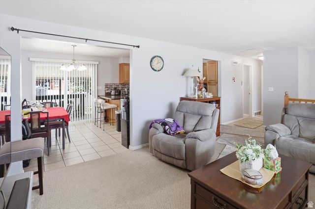 4697 S 2025 W, Roy, UT 84067