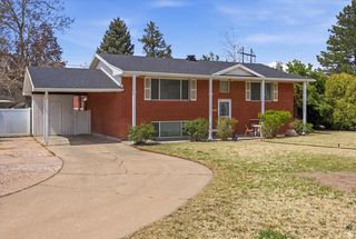 4697 S 2025 W, Roy, UT 84067