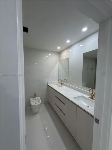 13895 SW 22nd Street, Miami, FL 33175