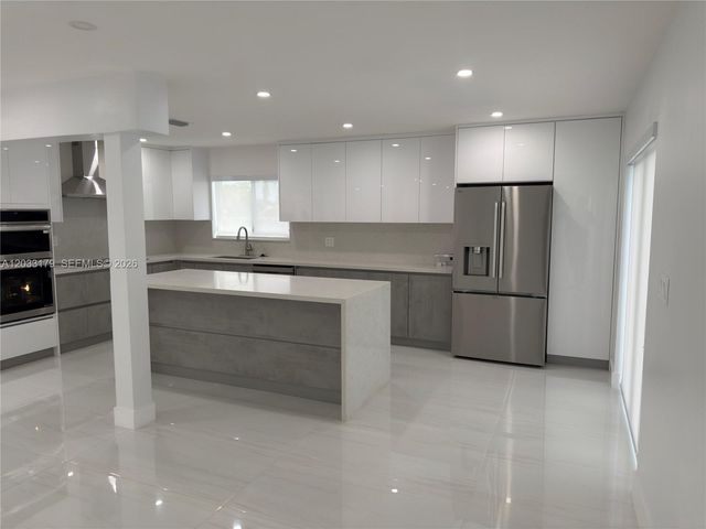 13895 SW 22nd Street, Miami, FL 33175