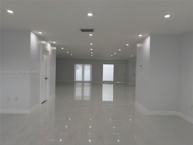 13895 SW 22nd Street, Miami, FL 33175