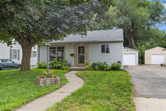 527 Mound Avenue, Mankato, MN 56001