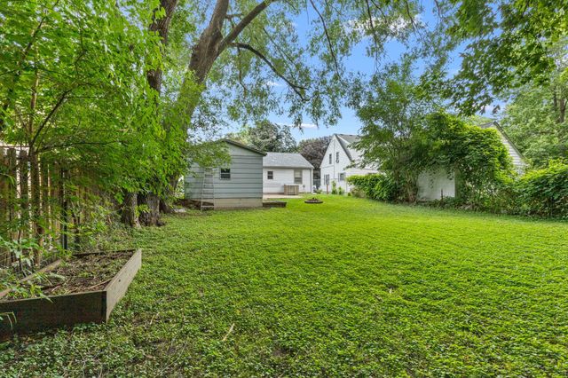 527 Mound Avenue, Mankato, MN 56001
