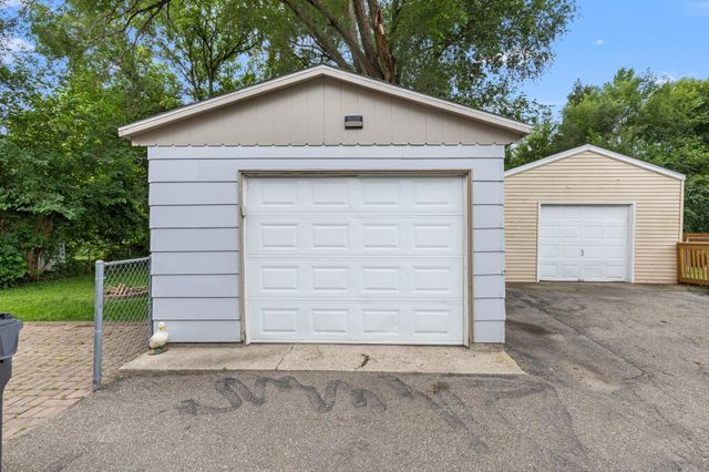 527 Mound Avenue, Mankato, MN 56001