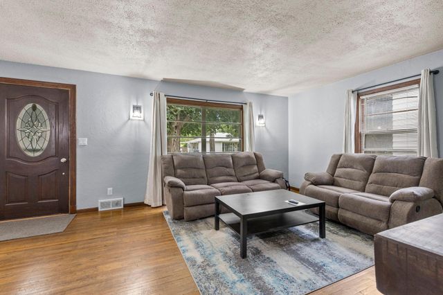 527 Mound Avenue, Mankato, MN 56001