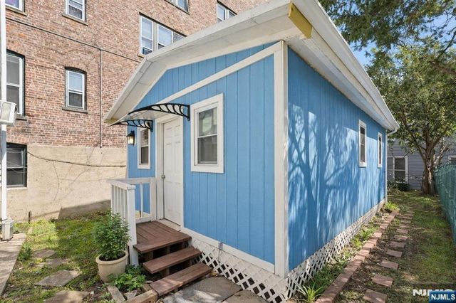 236 Garfield Avenue, Jersey City, NJ 07305